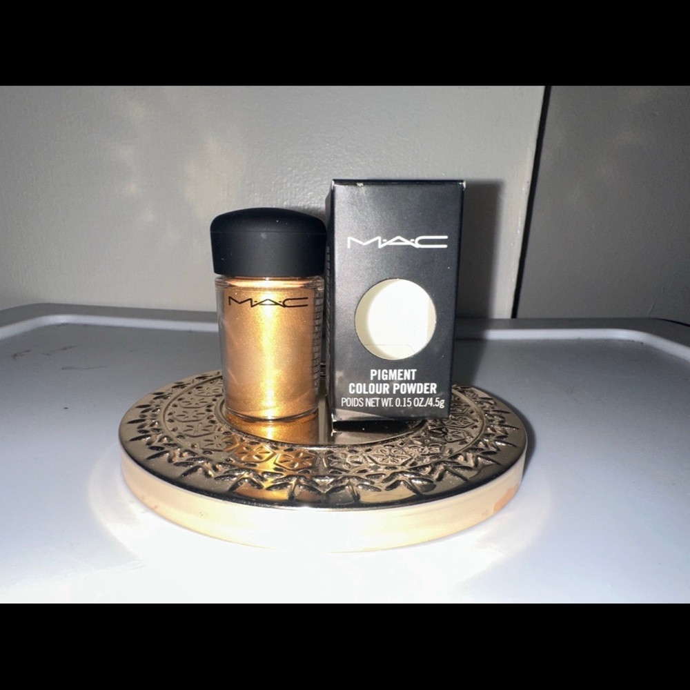 MAC Old Gold Pigment Colour Powder